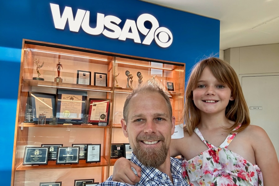 dr good smiling with daughter