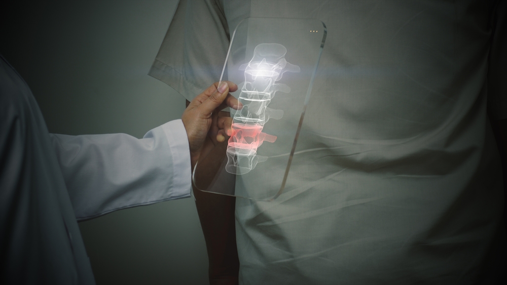 futuristic,concept,of,a,doctor,using,an,advance,transparent,x ray